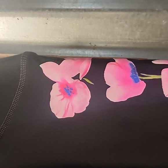 Spanx By Sara Blakely size XS/TP Floral - Picture 6 of 9